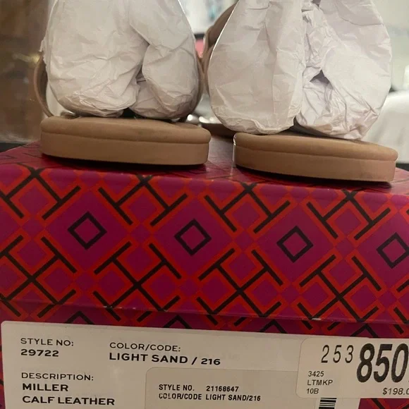 COPY - Tory Burch 2024 Logo Sandals w Receipt Box Dustbag Sz 9.5 - Picture 6 of 8